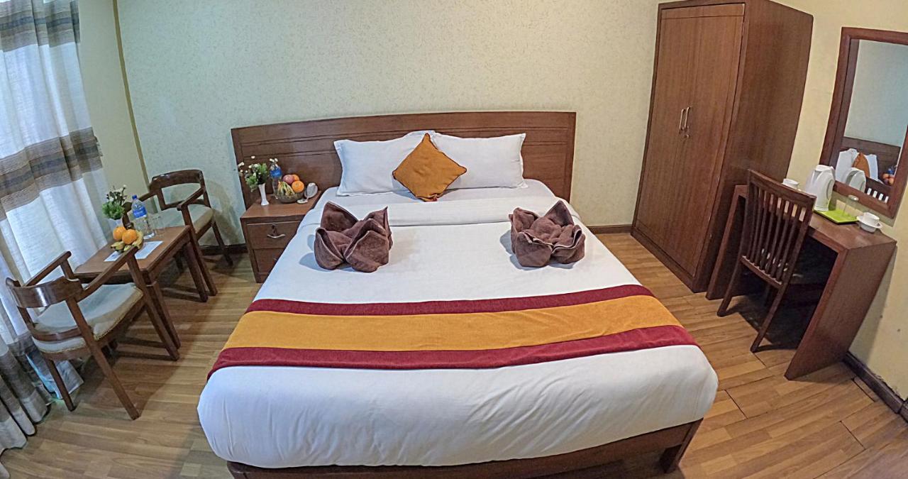 Royal Kings Hotel Kathmandu Exterior photo